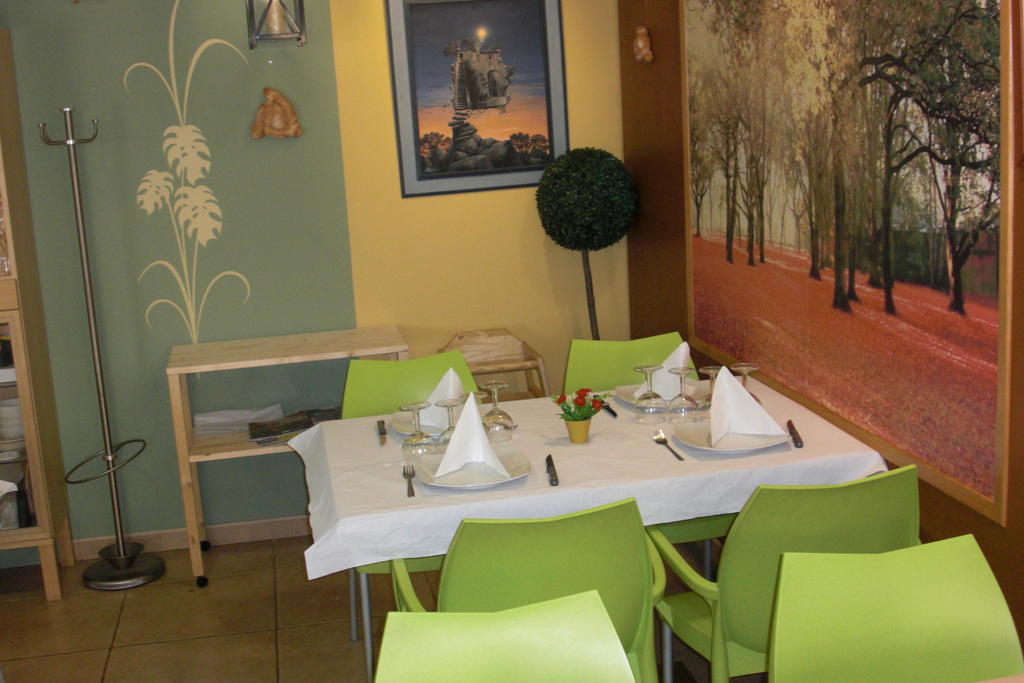 Ca La Conxita Hostal & Restaurante Hotel La Vajol Ngoại thất bức ảnh