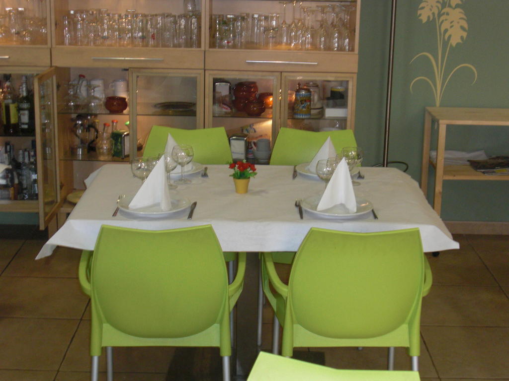 Ca La Conxita Hostal & Restaurante Hotel La Vajol Ngoại thất bức ảnh