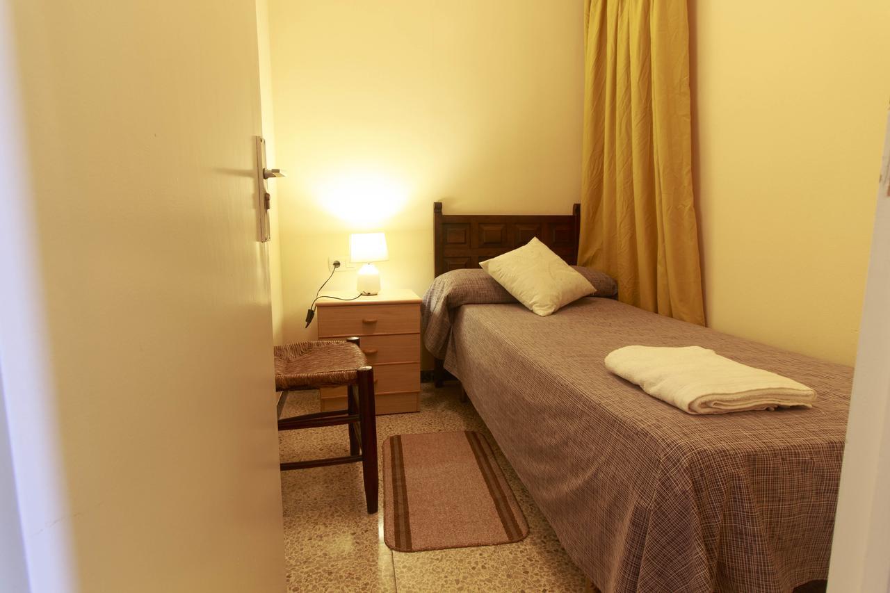 Ca La Conxita Hostal & Restaurante Hotel La Vajol Ngoại thất bức ảnh